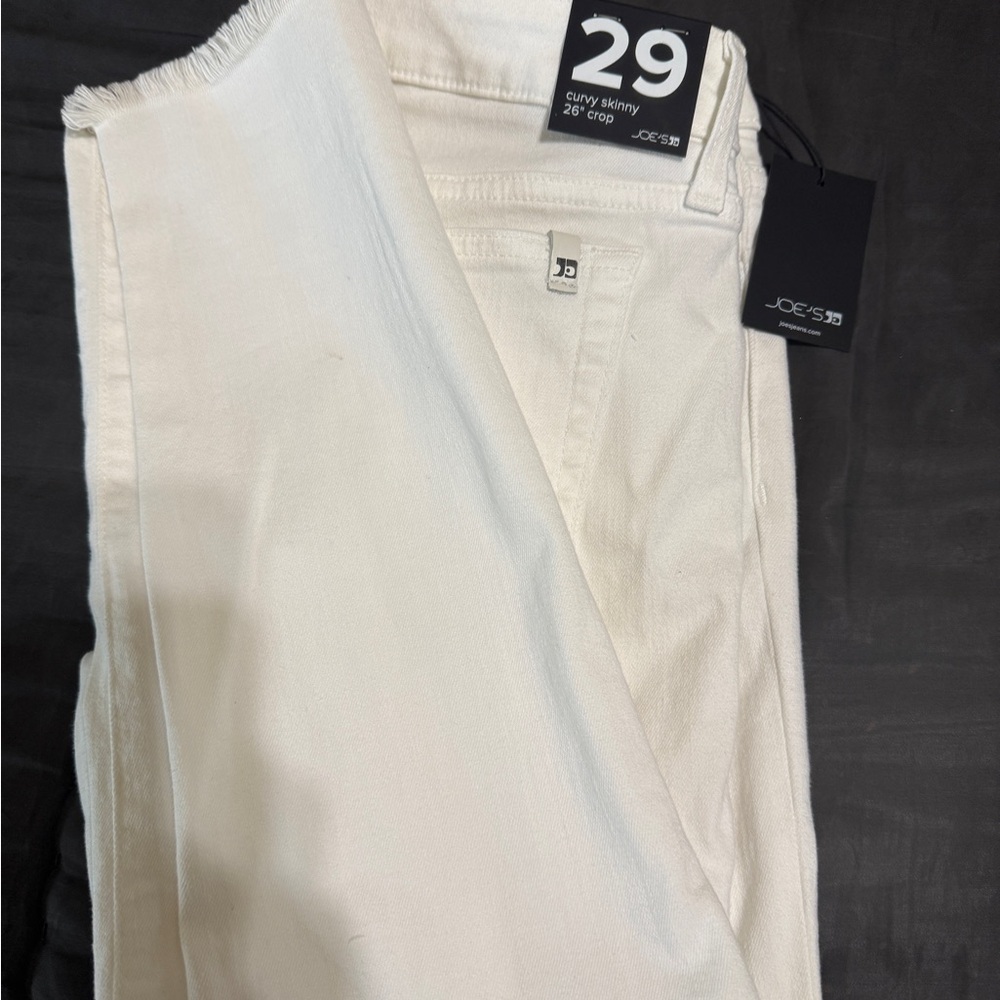 Joe's Jeans White Curvy Skinny Crop size 29